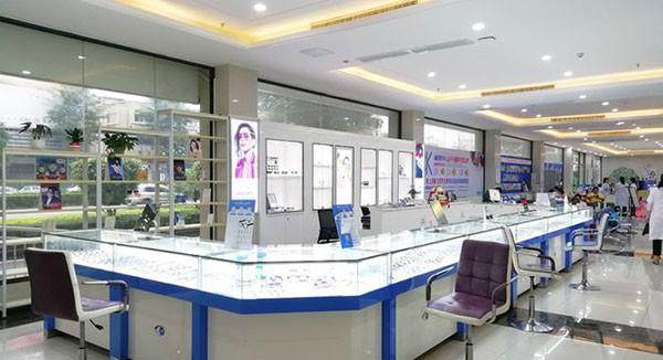 东莞华厦眼科医院收费价格表/收费标准