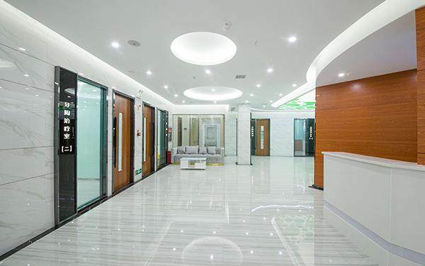 黄石咿呀雅万达口腔门诊部地址电话营业时间