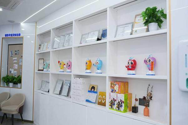 泉州爱牙岛丰泽口腔门诊部医生团队实力强大及骨干医生简介