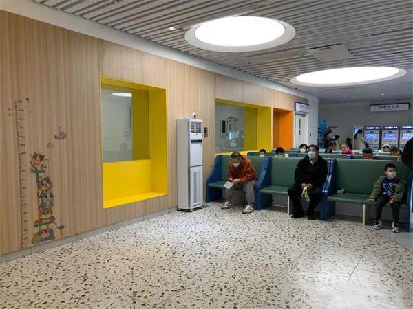 首都医 科 大学附属北京世纪坛医院整形美容外科（北京铁路总医院）医生团队实力强大及骨干医生简介