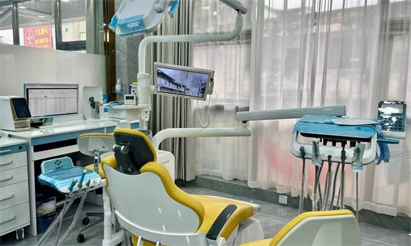 东莞虎门西边雨齿兰口腔门诊部(万达院）