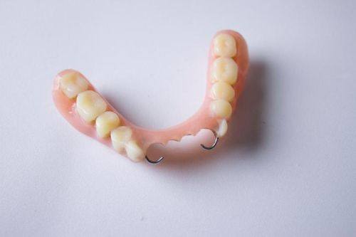 湖北省中医院口腔科是正规医院吗？