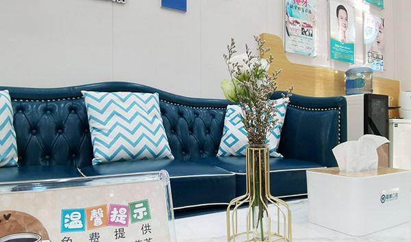 广州暨穗口腔门诊部(体育东店)收费价格表/收费标准