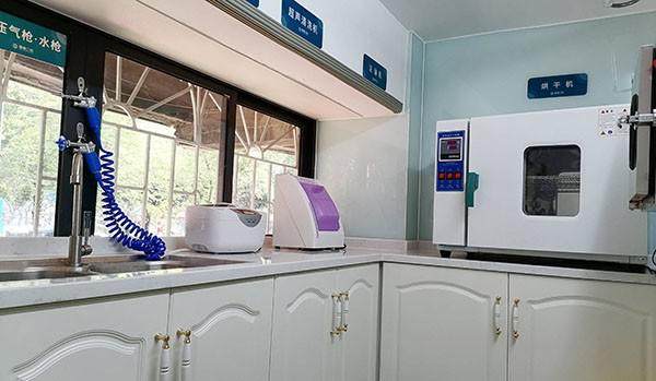 广州暨穗口腔门诊部(体育东店)医生团队实力强大及骨干医生简介