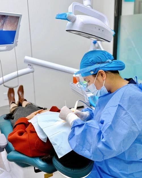 黔南州中医医院口腔中 心地址电话营业时间