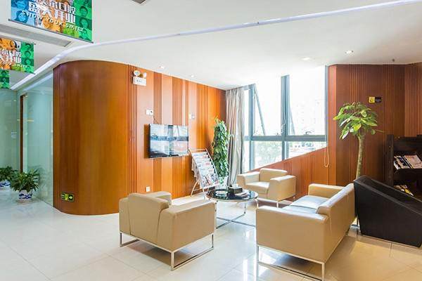 武汉咿呀雅口腔门诊部（国贸店）详细的预约挂号方式及流程